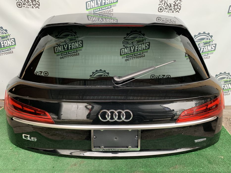 Audi Q5 80A 2021-2024 кришка багажника двері ляда чорний чорна lY9T