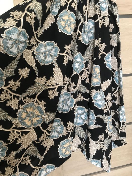 Sukienka letnia maxi C&A S