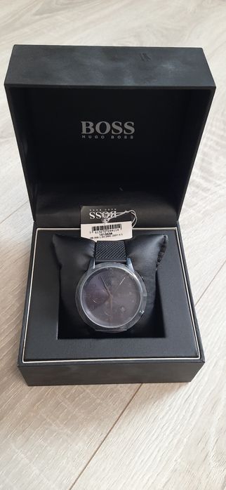 Продам годинник Hugo Boss