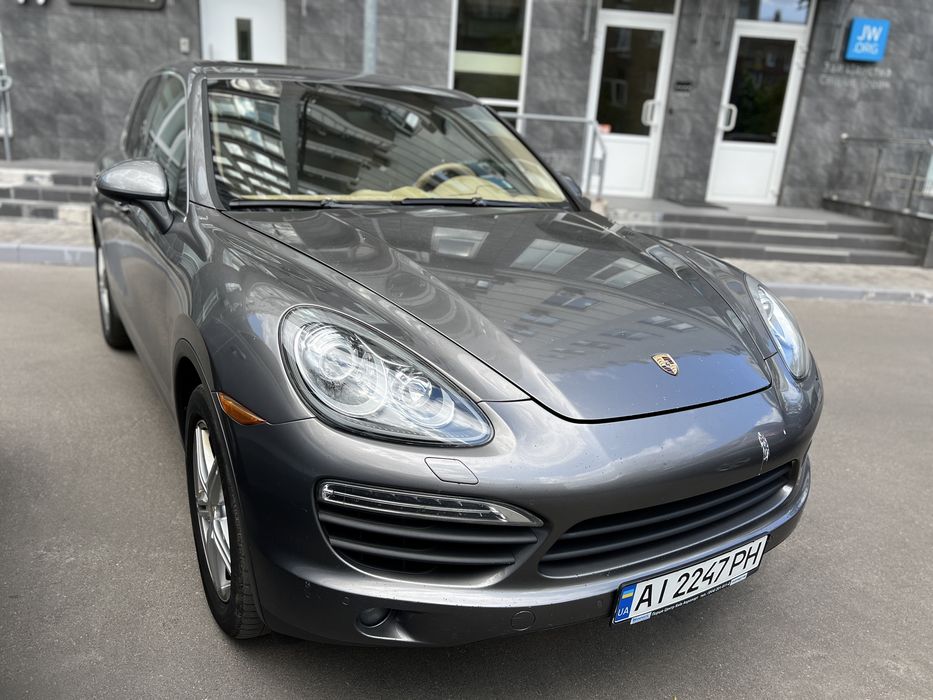 Продам машину Porsche Cayenne S Hybrid