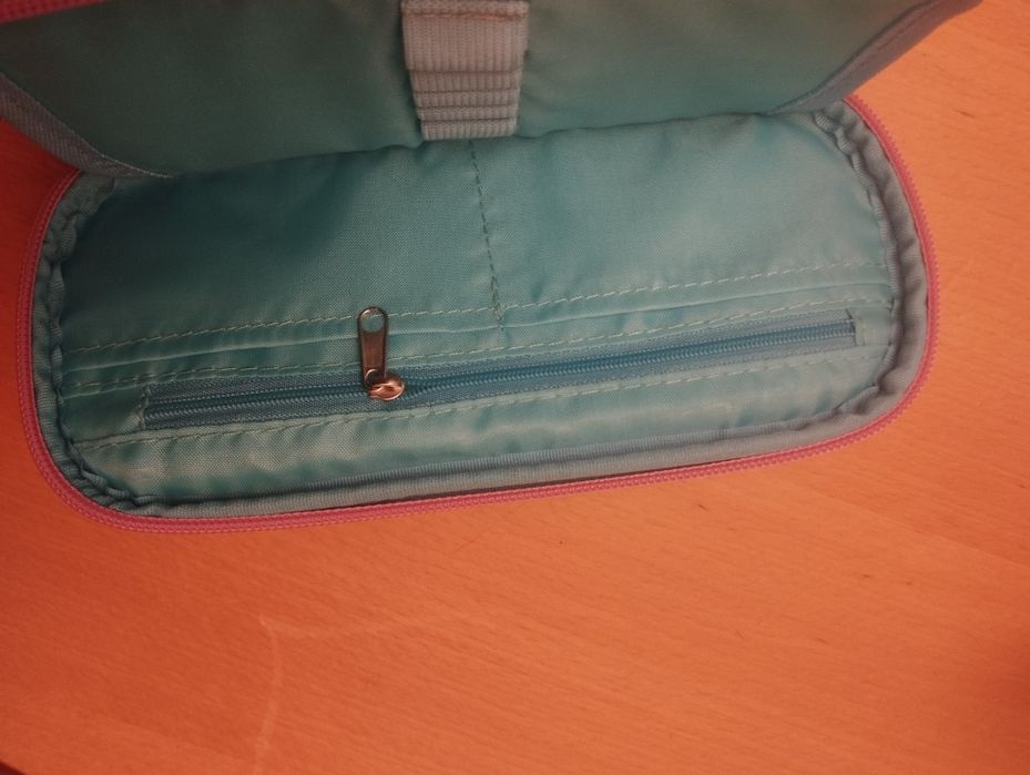 Piórnik szkolny NOWY