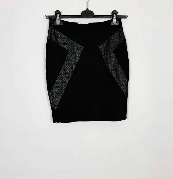 Czarna ołówkowa spódnica z wstawkami S 36 Floyd