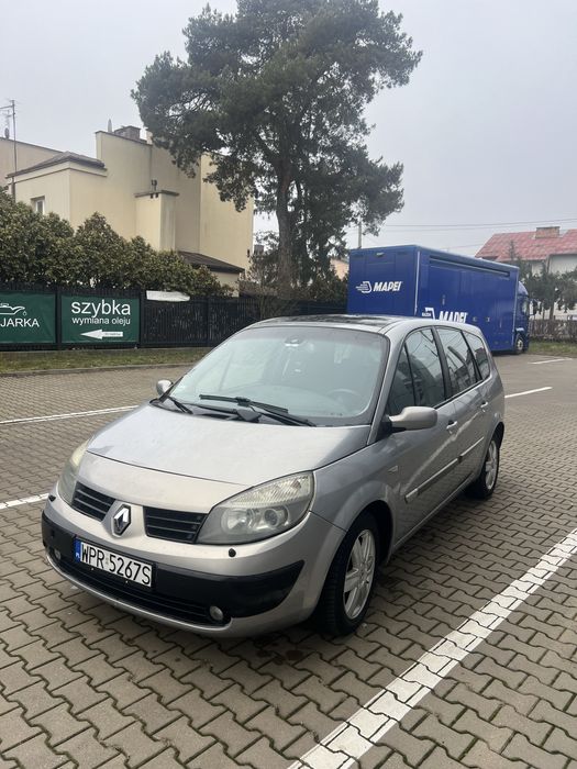 Renault Grande Scenik 2.0 V16 7 osob Manual Benzyna