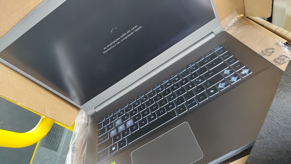 Troco ou vendo portátil como novo