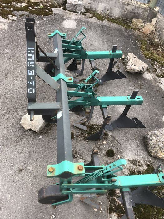 Культиватор КПУ 3-70(Кам’янець -Под.завод плугів і культиваторів)