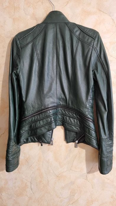 Куртка шкіра розмір S