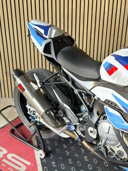 BMW M1000RR 2022
