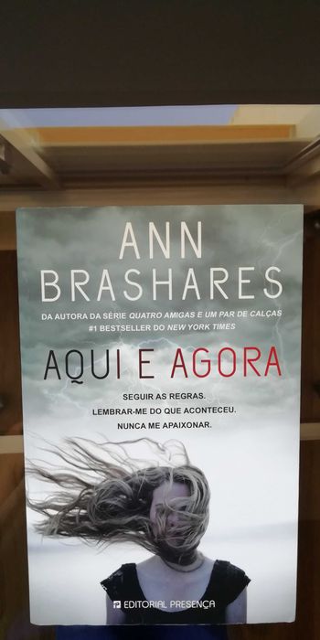 Livro Aqui e agora de Ann Brashares