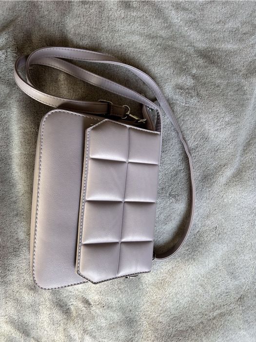 Жіноча сумочка , з регульованою ланцюгом