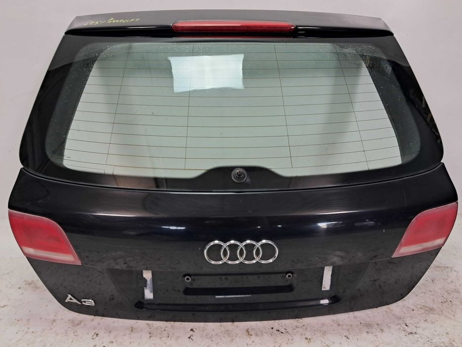 AUDI A3 8P Lift 5D klapa pokrywa bagażnika LZ9Y