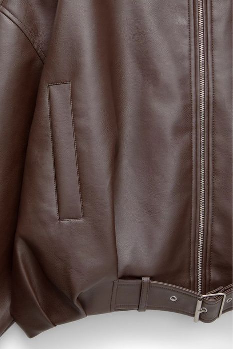 Куртка-бомбер зі штучної шкіри xs, s pullandbear