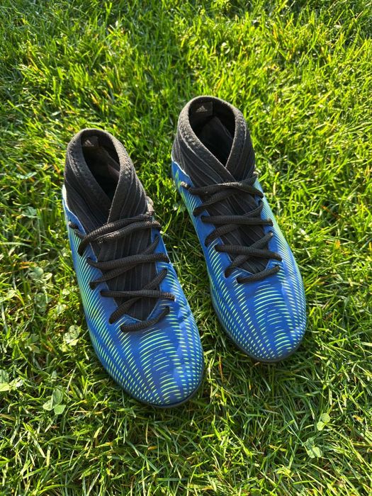 Сороконожки Adidas Nemeziz 32 розмір