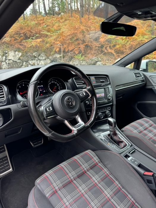 VW GOLF GTI Performance DSG