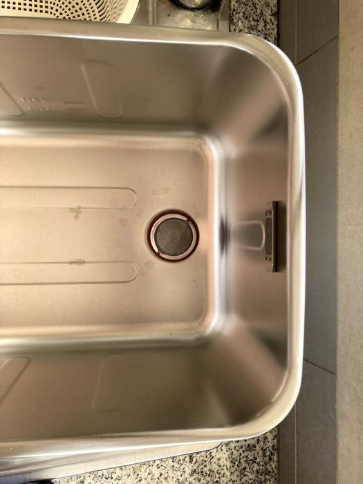 Fritadeira Tefal Oleoclean Inox & Design FR8040 – 3,5L, 2300W