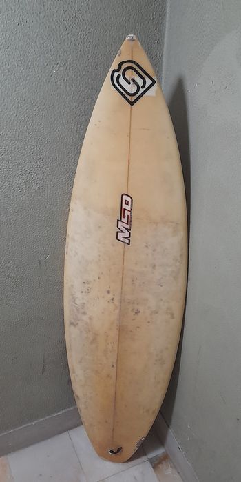 Prancha de surf e capa