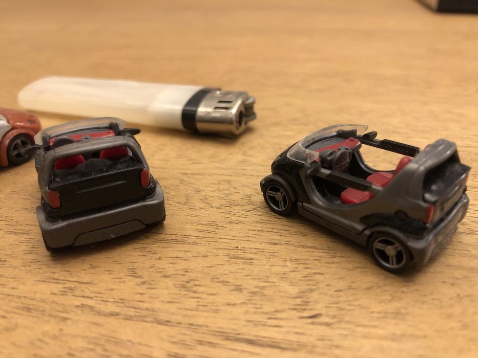 Carros miniatura:  2 Smart crossfire e 1 Smart ForFour / 5€ cada