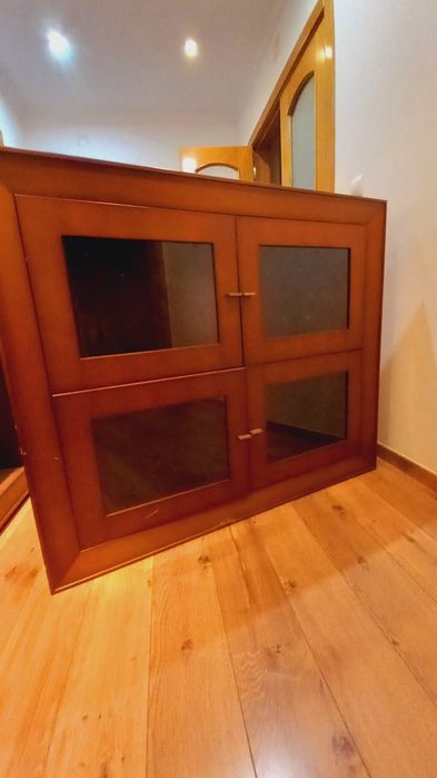 Cristaleira de parede