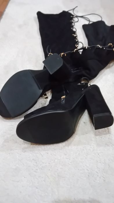 Buty muszkieterki 37 czarne na lato wiązane