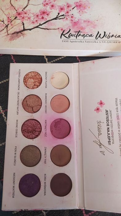 Kwitnąca wiśnia Glam shop