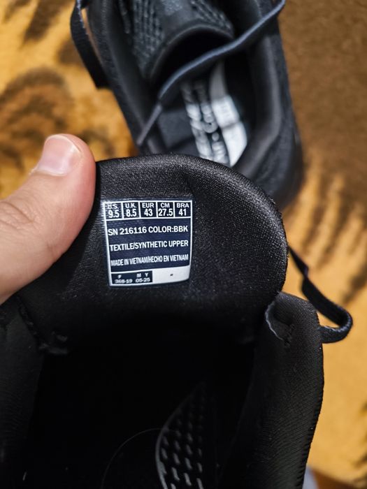 Vende se sapatilhas go walk archfit tamanho 43 pretas