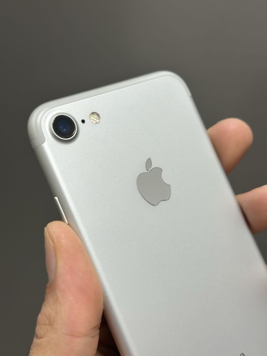 iPhone 7 Prateado 32GB - Estado Impecável (Bateria 92%) - Desbloqueado