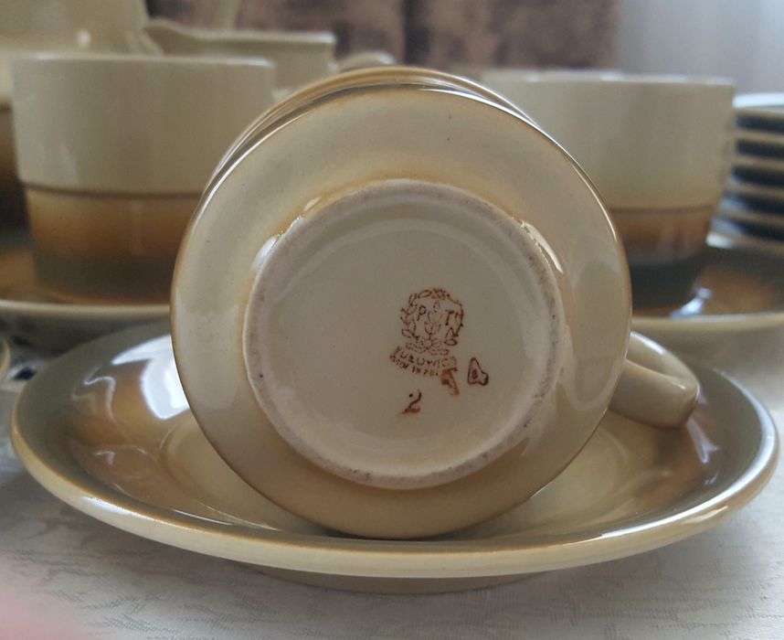 Tułowice ,,Ania" porcelitowy serwis kawowy beż i brąz /23 elementy