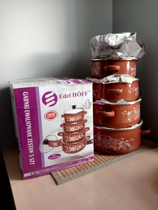 Nowy komplet garnków 80,-