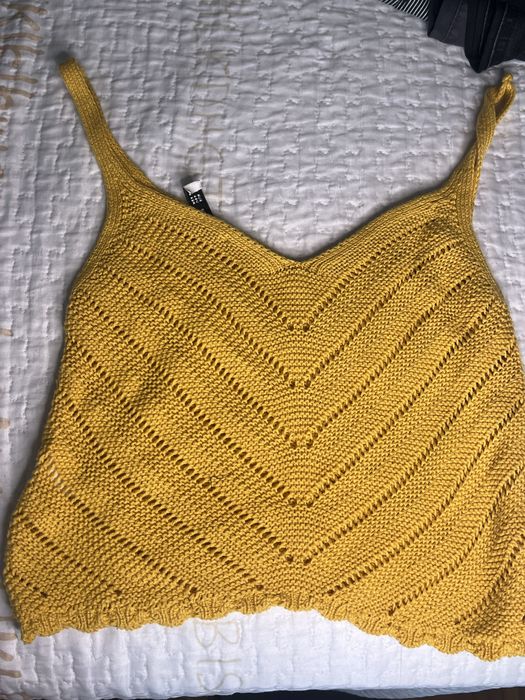 Top amarelo bom estado