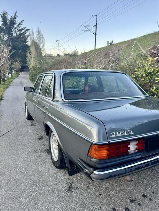 Mercedes W123 300d