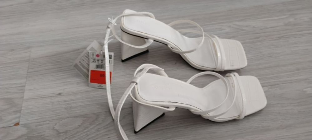 Nowe sandały Reserved 41