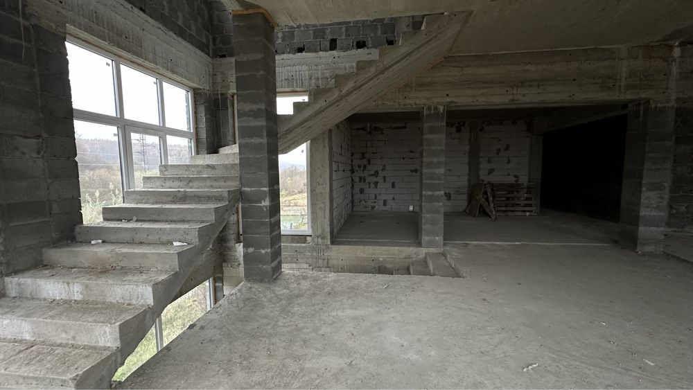 Продається частина будівлі