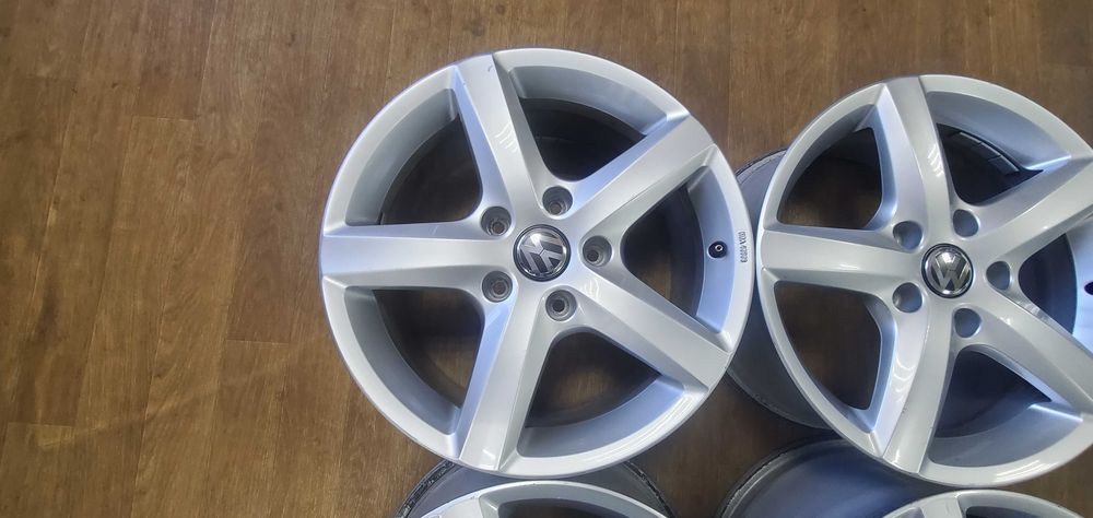 Диски 5 130 R18 Volkswagen Toureg 8J, R18, ET53, ЦО71,5 Оригінал