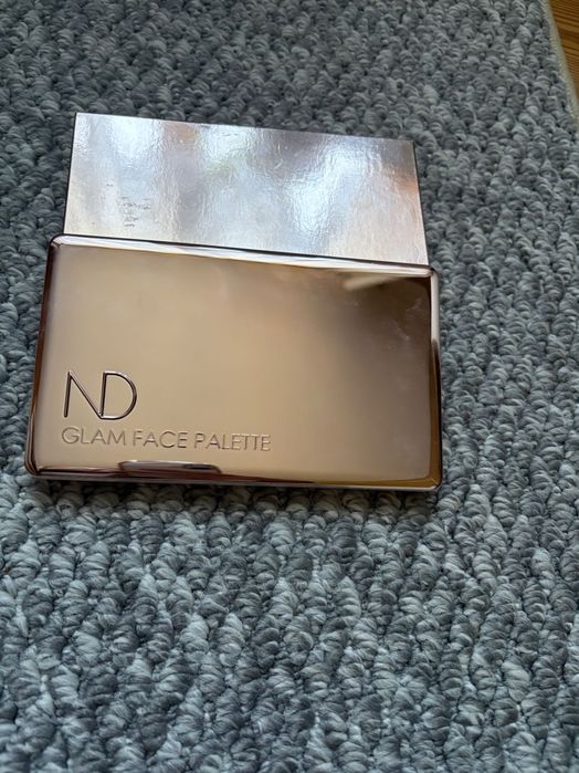 Natasha Denona Glam Face Palette Light
