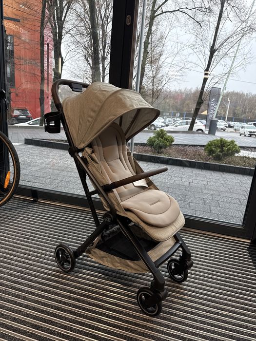 Spacerowka samolotowa Britax Flylite nowy