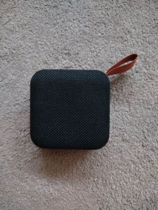 Coluna pequena Bluetooth