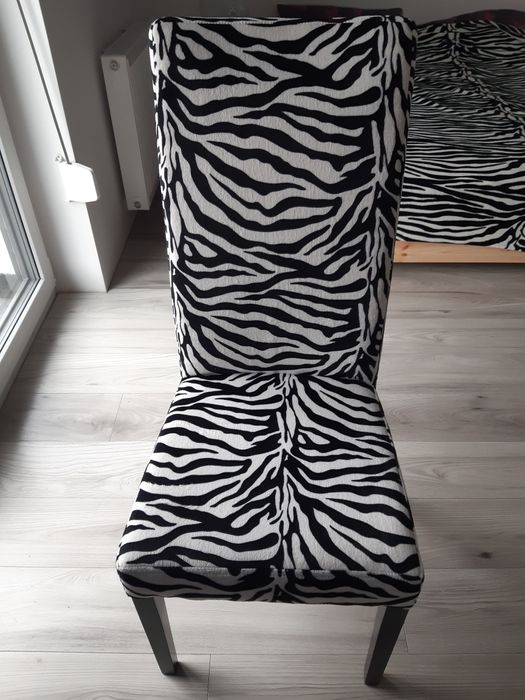 Krzesło w zebre Nowe