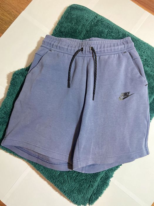 Шорти nike tech fleece
