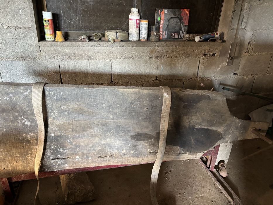 Banco para apoio porcos