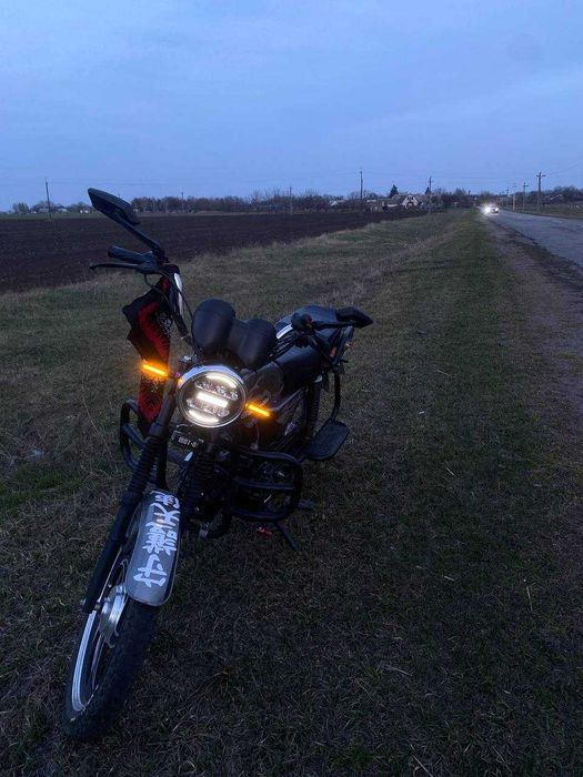 Mustang mt - 125