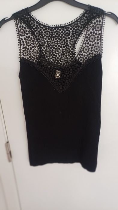 Top preto rendado - M