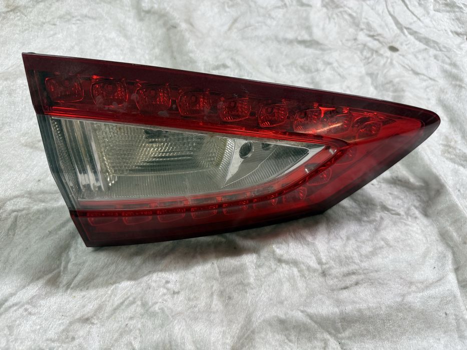 Lampa tył  Ford Ford Mondeo mk5 kombi