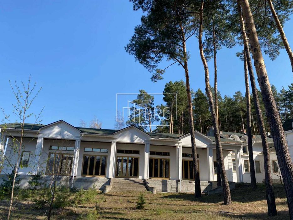 Дом на берегу Стугны 115 соток в соновом лесу Украинка без комиссии