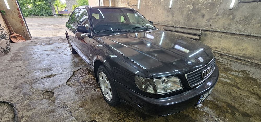 Audi A6 C4 автомат дизель