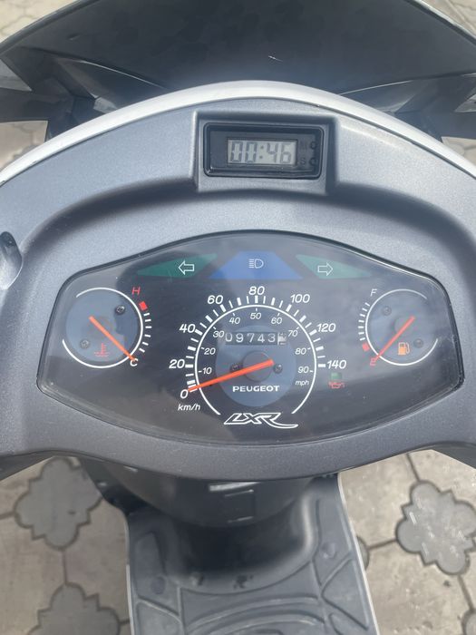 Продам Скутер Пежо 125