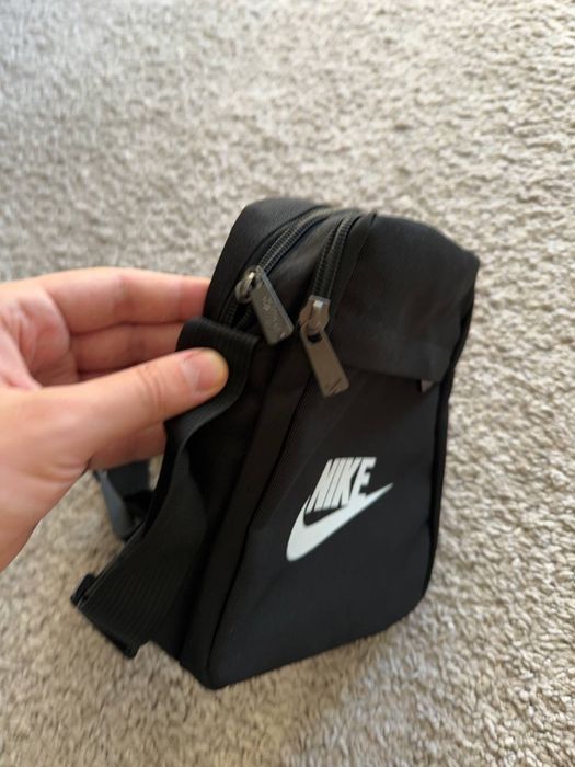 Месенджер Nike (найк)