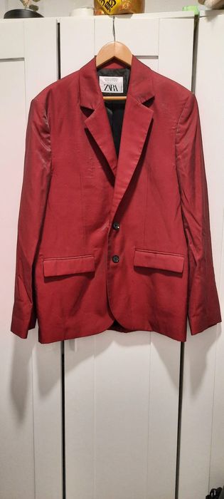 Blazer Zara vermelho escuro aveludado Edição Especial