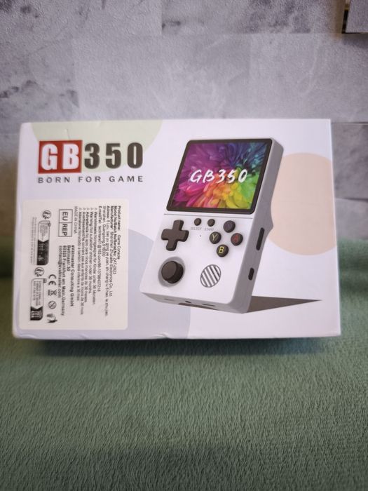 consola de jogos portátil GB350 branca com ecrã IPS de 3,5 polegadas.