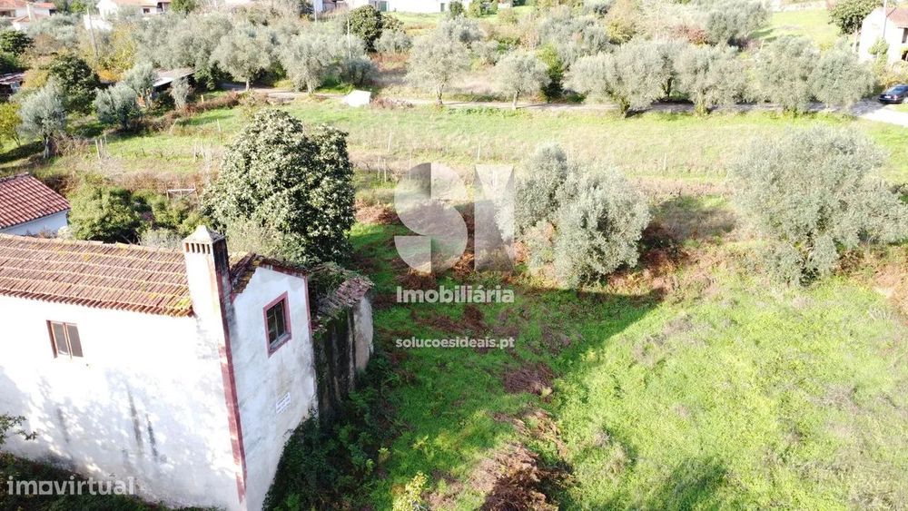 Moradia para Restaurar T2+3 — Arrifana, Coimbra