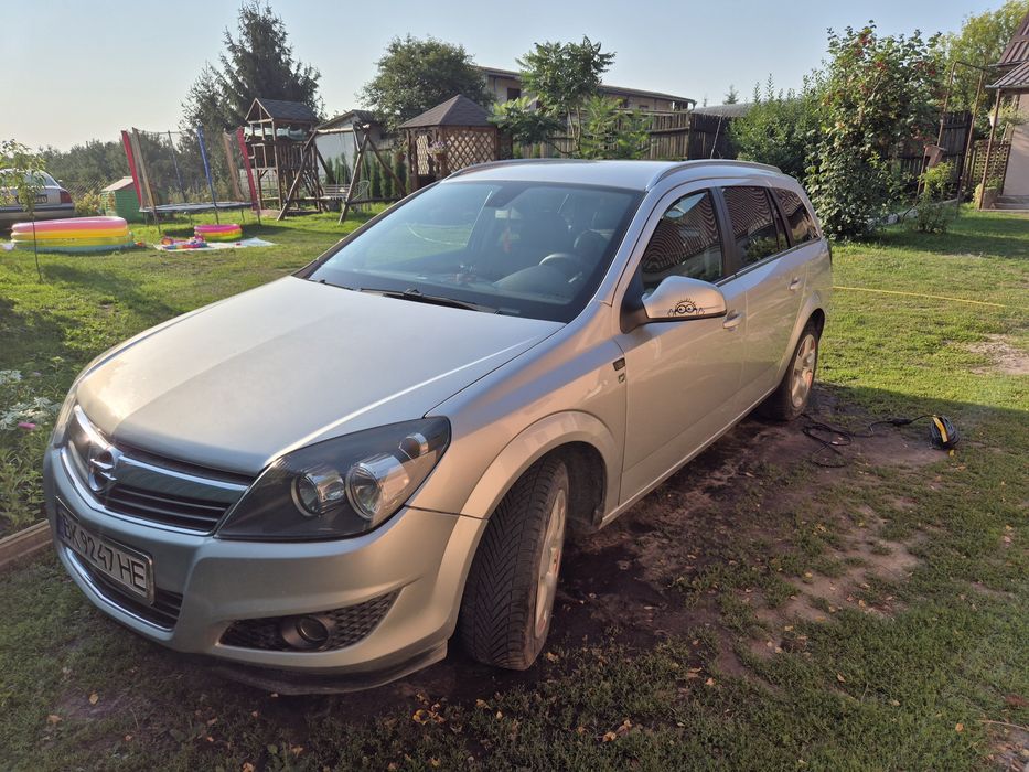 Продам Opel astra h 2010 року