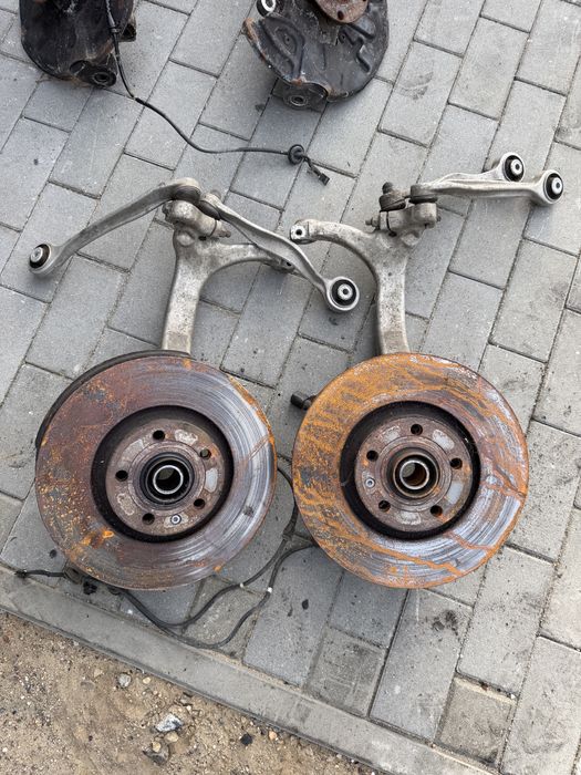 Zwrotnica Audi A4 B6 B7
